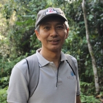 Dr. Melvin Gumal, Director of WCS-Malaysia in the lowland tropical rainforest of Endau-Rompin