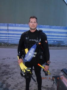 Ready for our first night dive, hoping to gather eggs from the Star Boulder Coral, M. cavernosa. 